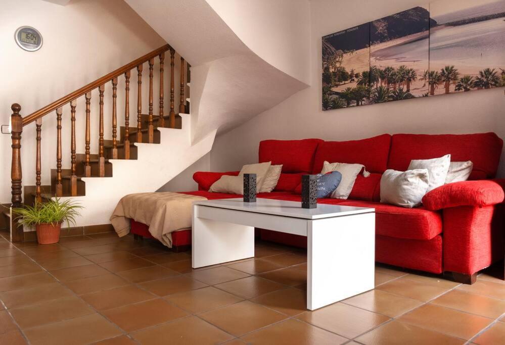 Апартаменты Duplex In Quiet Zone, Next To Sea, Fast Wifi Эль-Медано Экстерьер фото
